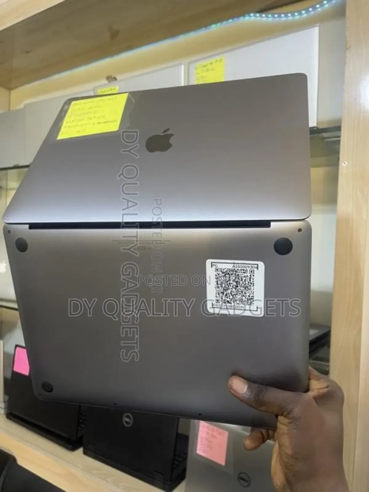 Laptop Apple MacBook Pro 2020 M1 16GB Apple M1 SSD 512GB