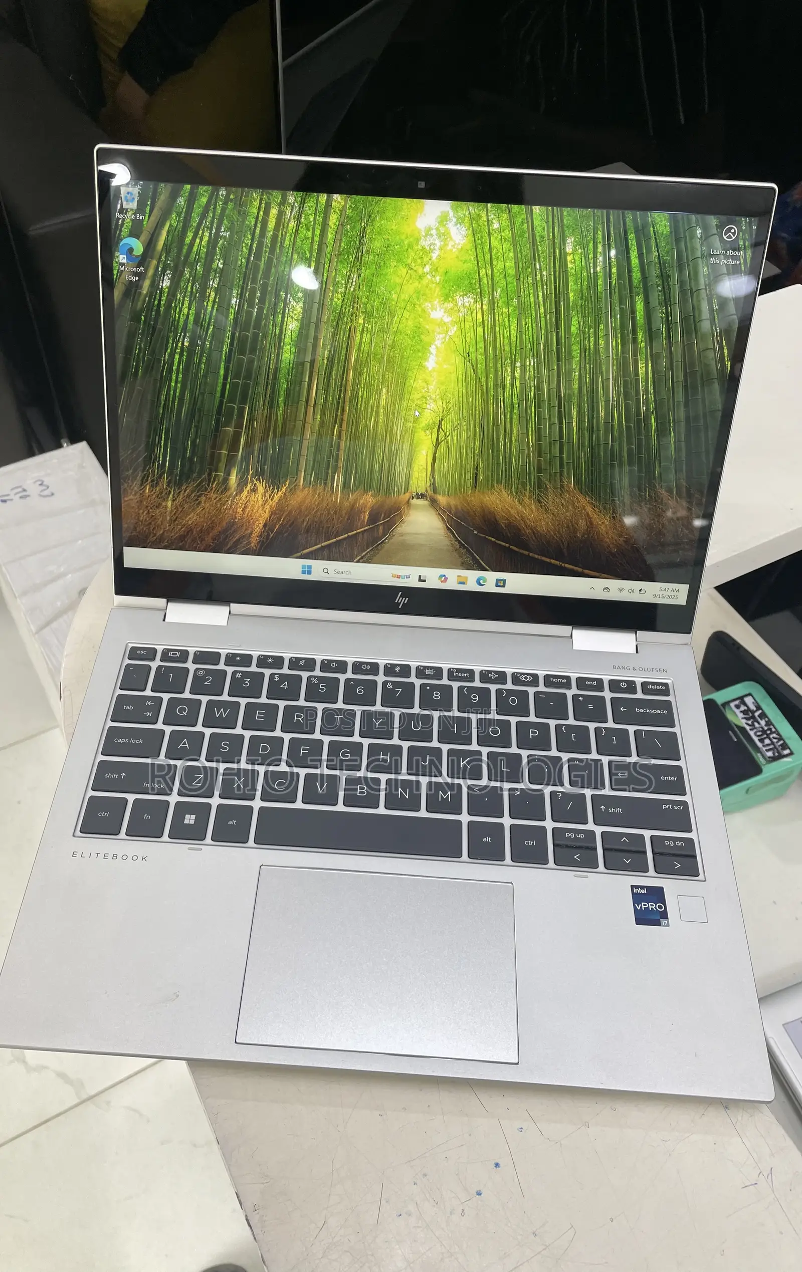 Laptop HP EliteBook 830 G9 16GB Intel Core I7 SSD 256GB