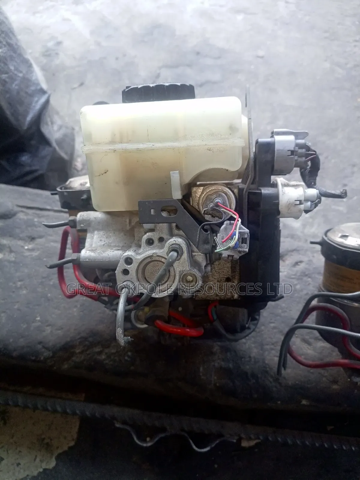 Toyota 4 Runner 2003,2004 Abs Pump
