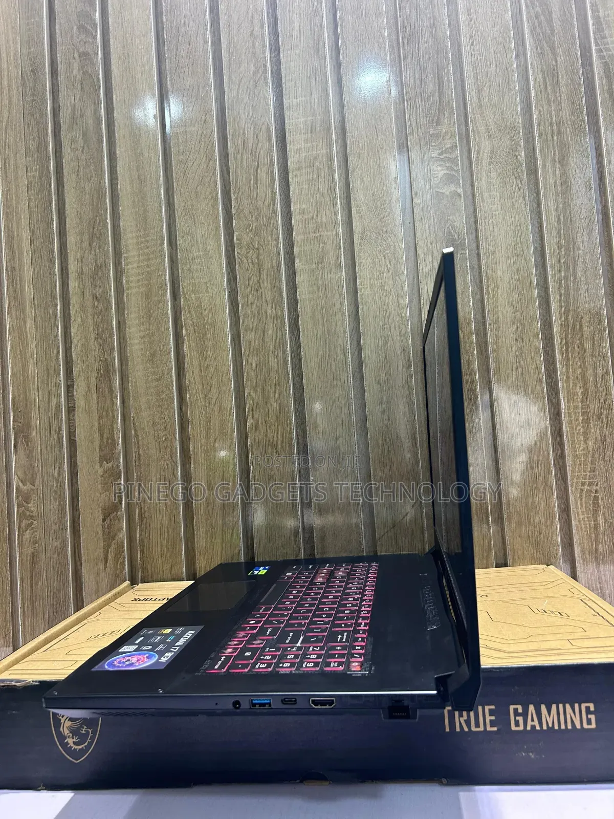 Laptop MSI Katana 15 16GB Intel Core I7 SSD 1T