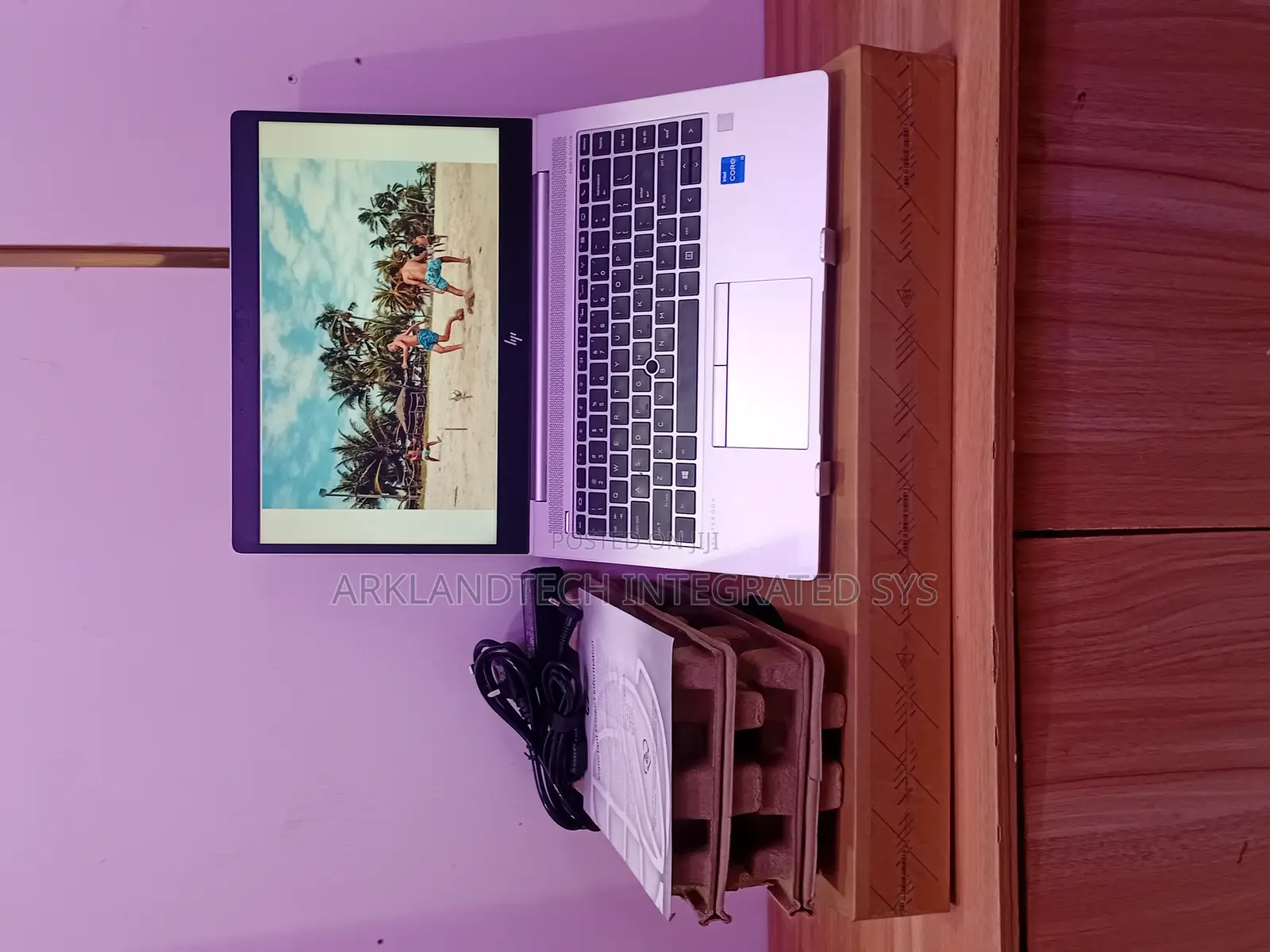 New Laptop HP EliteBook 8730W 16GB Intel Core i5 SSD 256GB