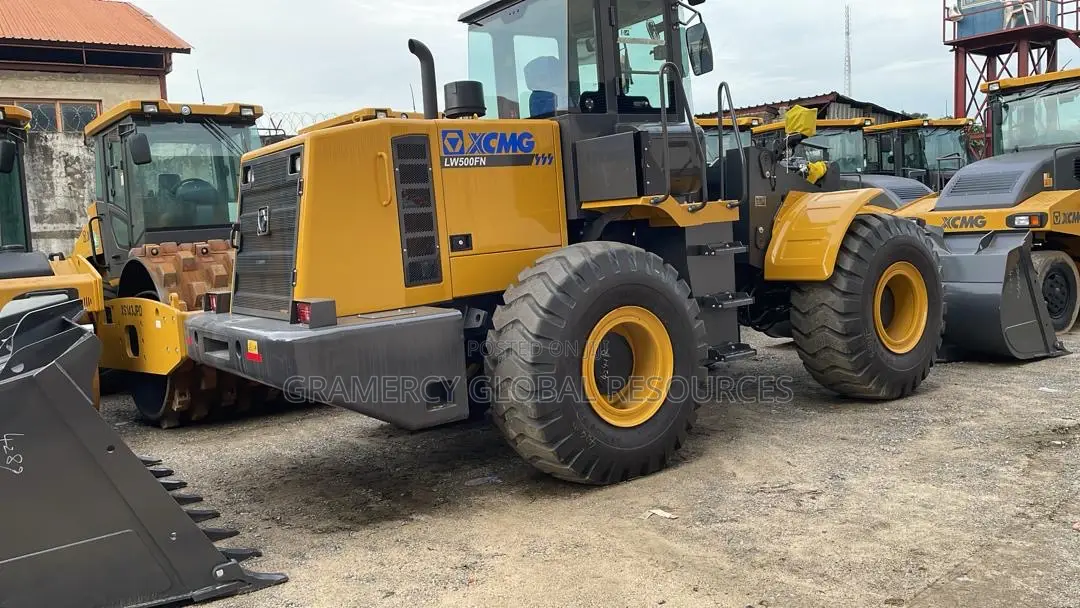 Brand New XCMG Payloader/Bulldozer Lw500fn- 5 Tons