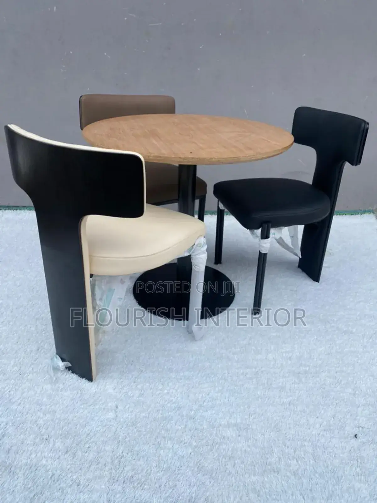 Imported Quality Classic Luxury Mini Dining Set and Restaurant Set.