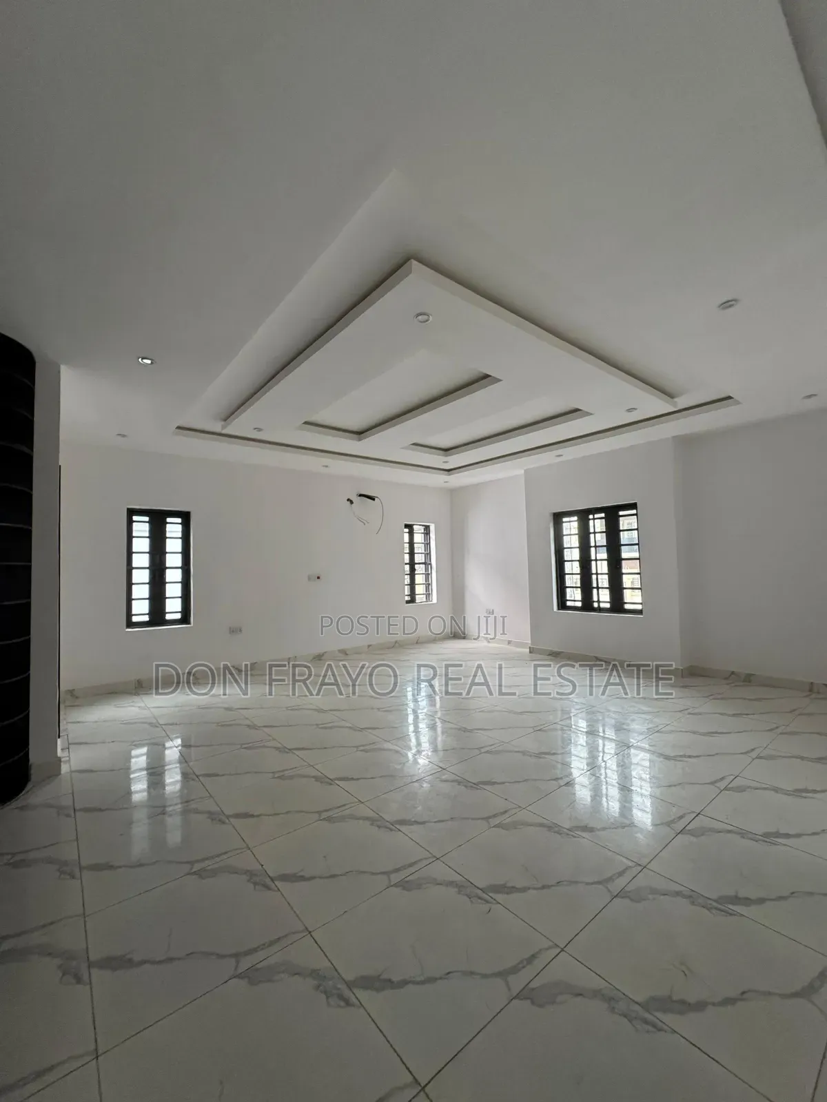 4bdrm Duplex in Oluyole Estate for sale