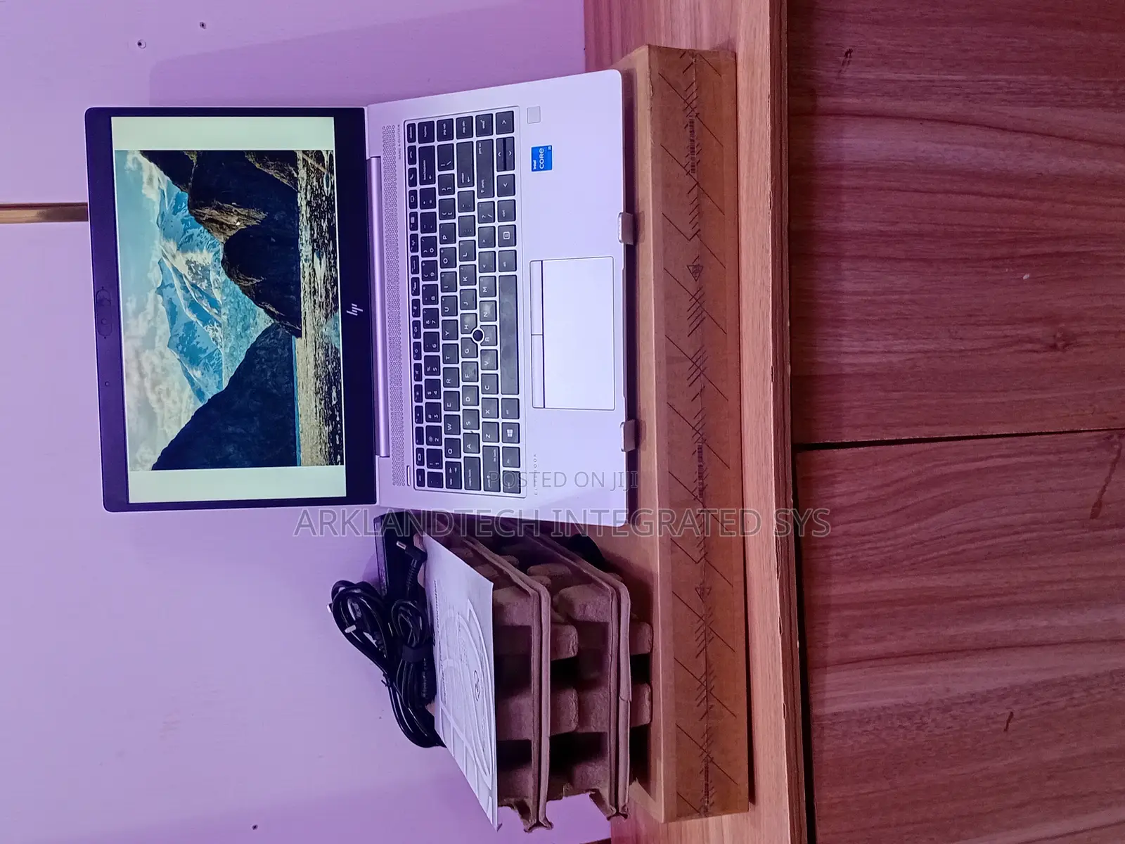 New Laptop HP EliteBook 850 G2 8GB Intel Core i5 SSD 1T