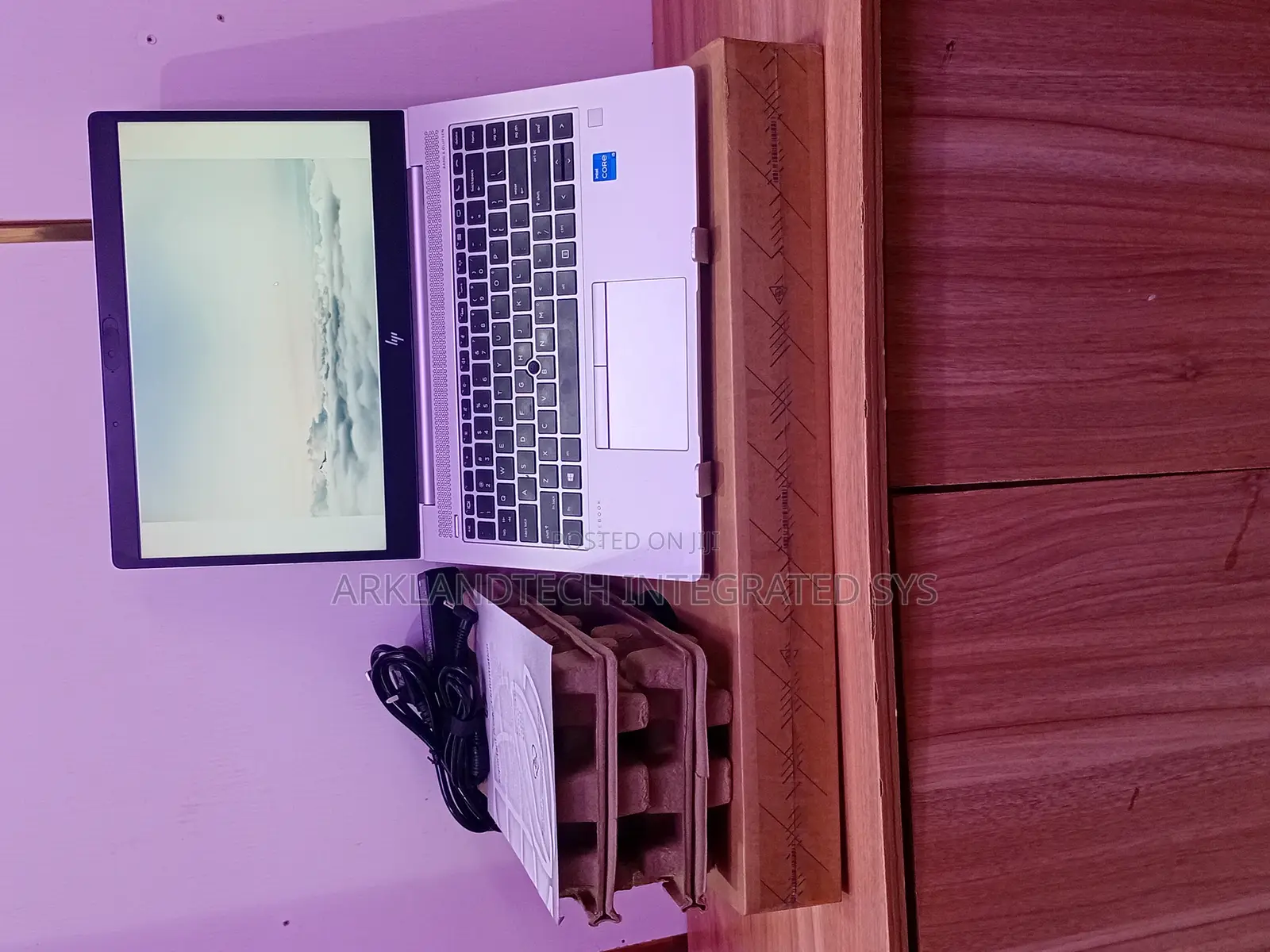 New Laptop HP EliteBook 850 G2 8GB Intel Core i5 SSD 1T