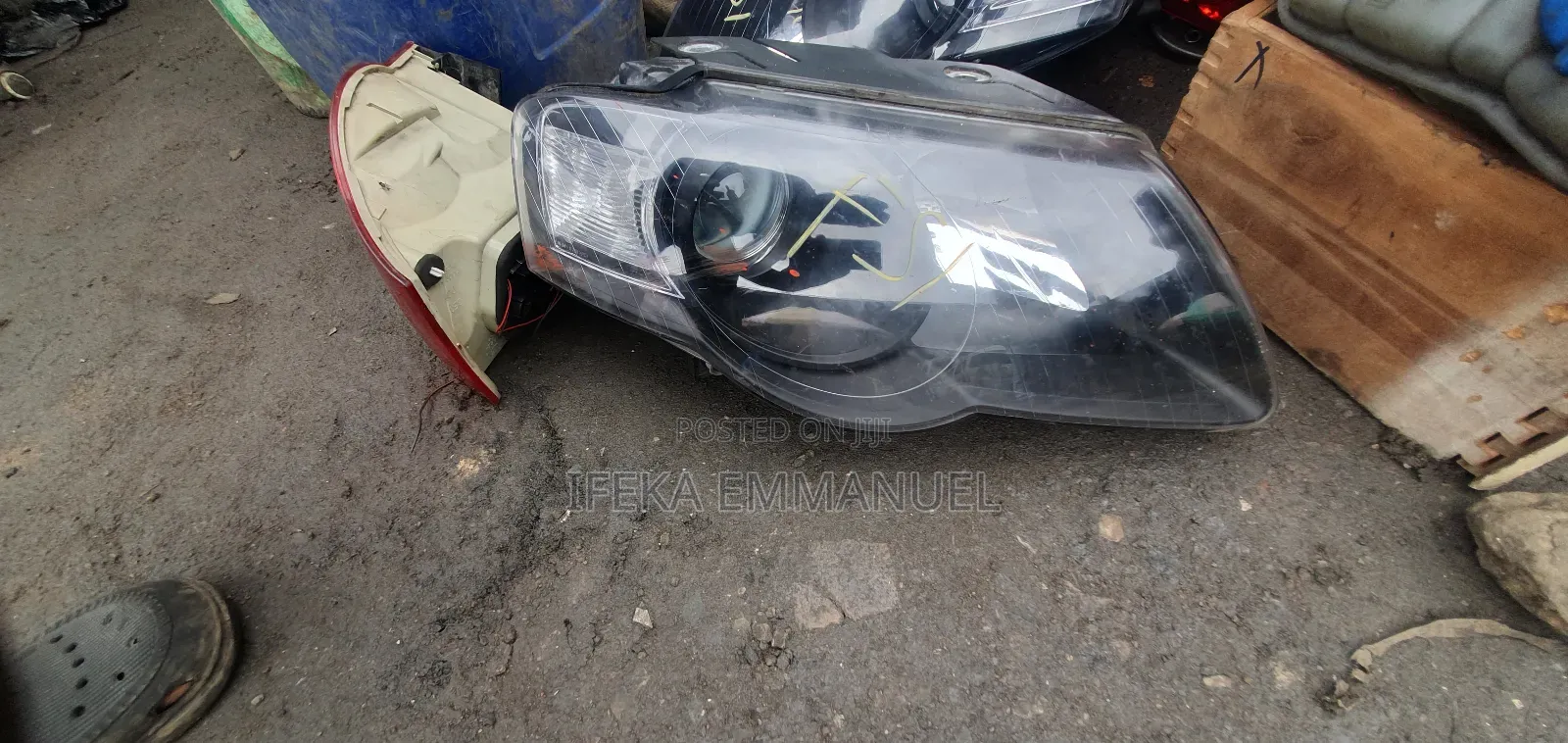 Headlights Volkswagen Passat Fsi