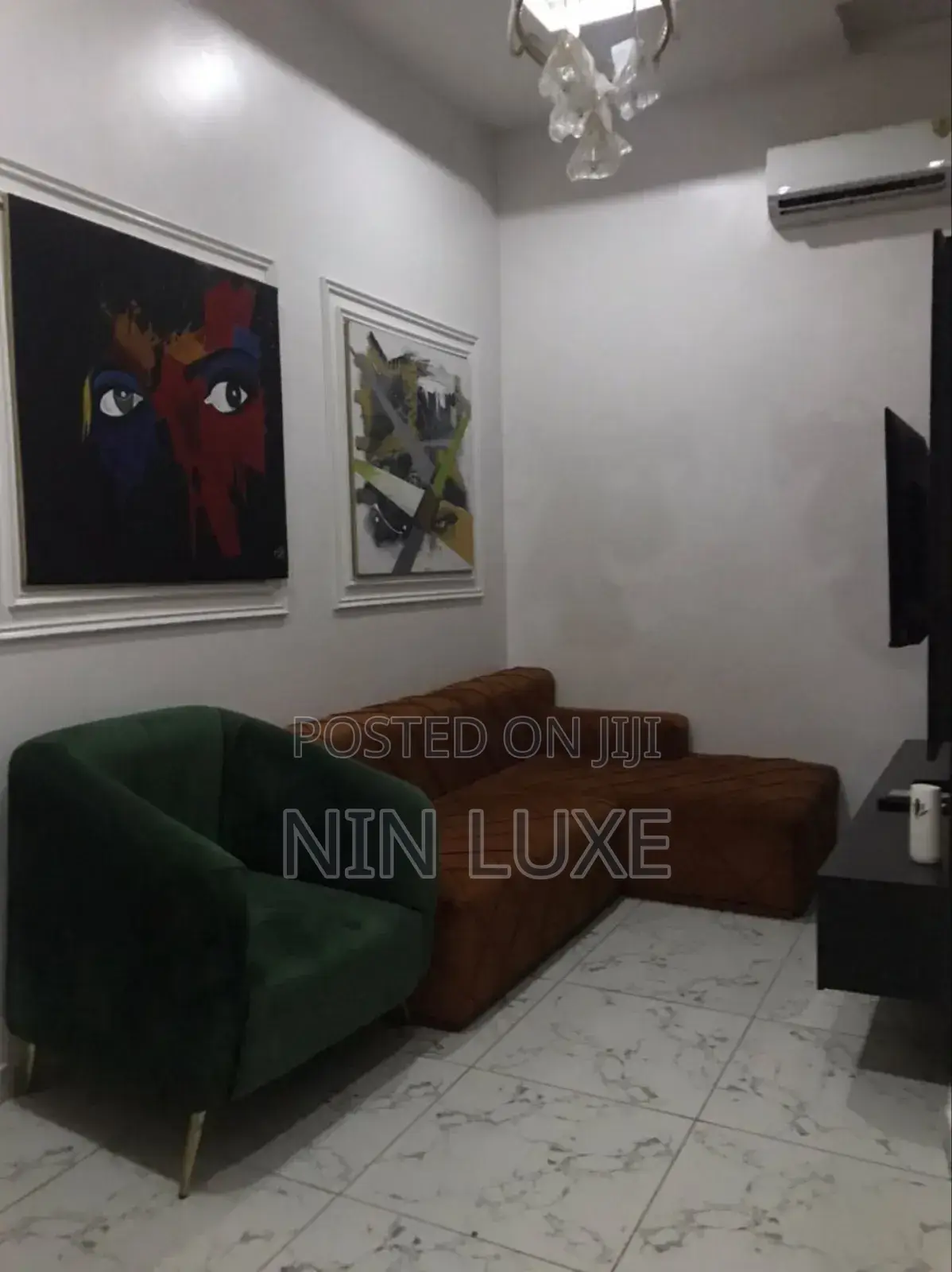 Exquisite Beautiful Furnished Room in a Shared Apartment