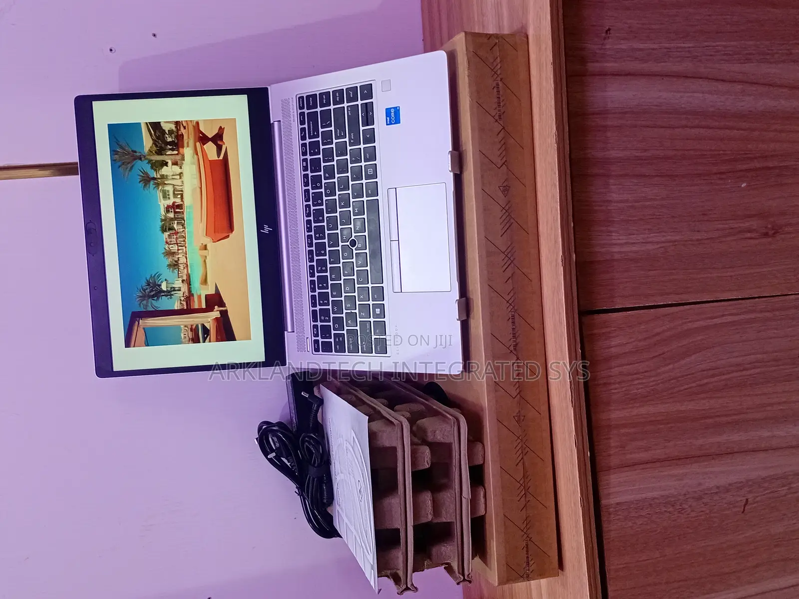 New Laptop HP EliteBook 850 G3 12GB Intel Core i5 SSD 256GB