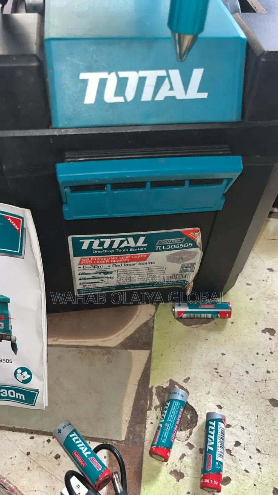 Total TLL 306505 Self-Leveling Line Laser – 0-30m