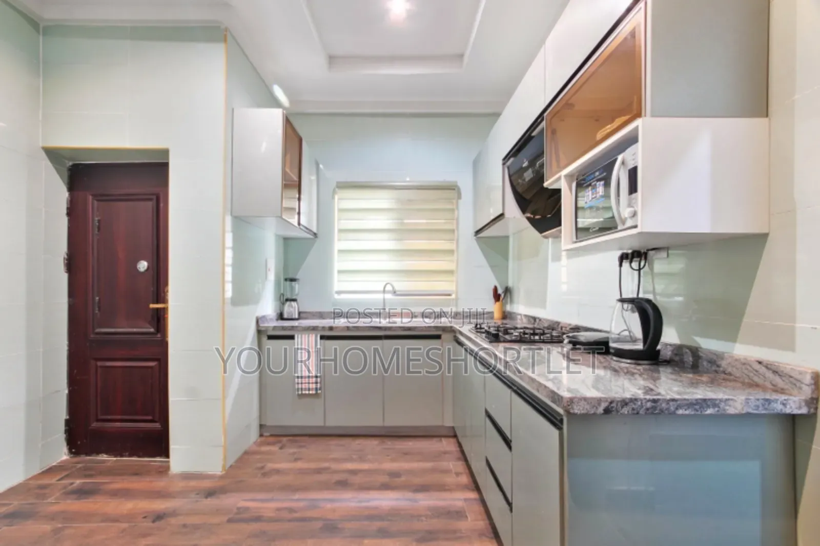 Tasteful Two Bedrooms Apartment With Table Tennis