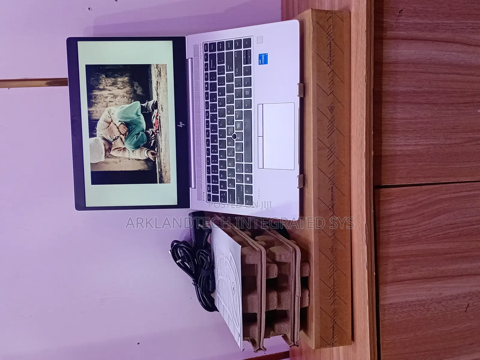 New Laptop HP EliteBook 850 G5 12GB Intel Core i5 SSD 256GB