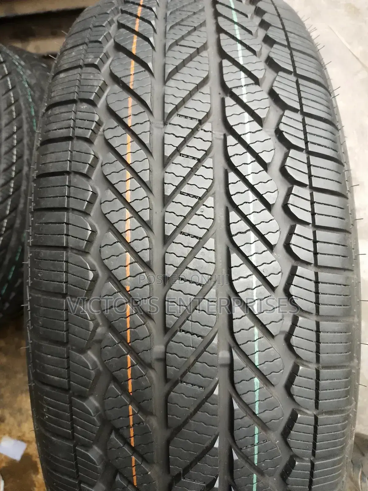 235/55 R 18 Bridgestone Non China