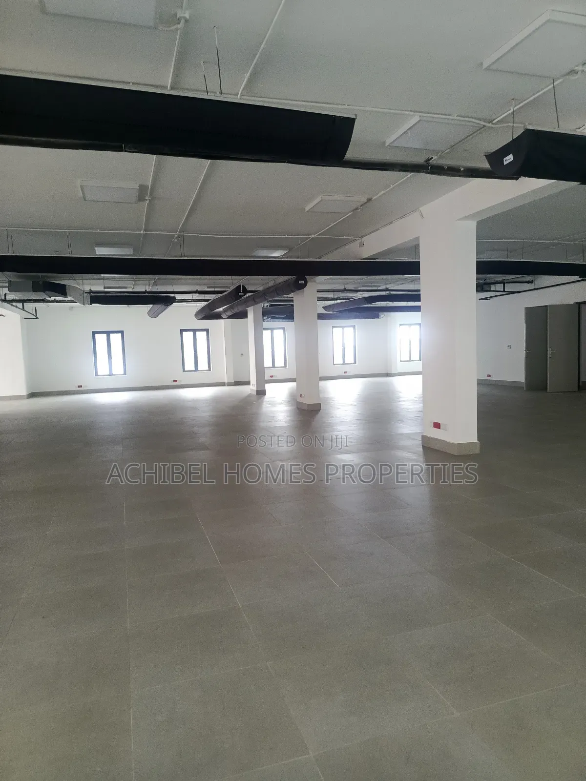 A Fully Serviced 600 Square Meter Office Space in Lekki Phase 1 to Let