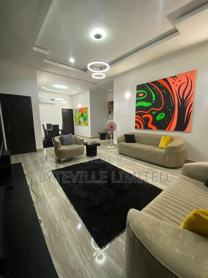 Cozy 3 Bedroom Apartment