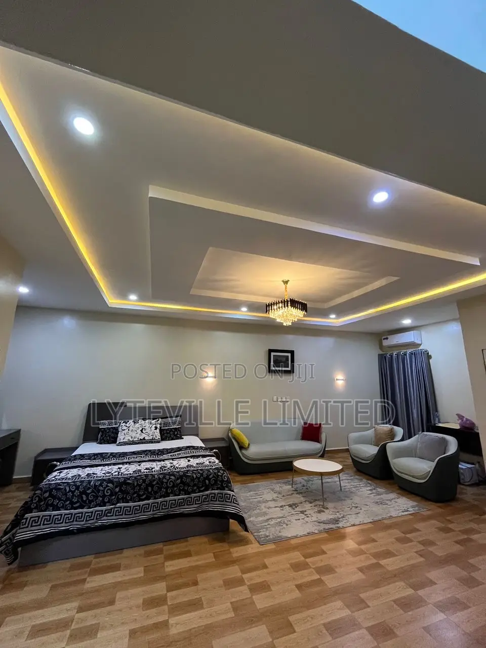 Luxurious 5 Bedrooms and Others