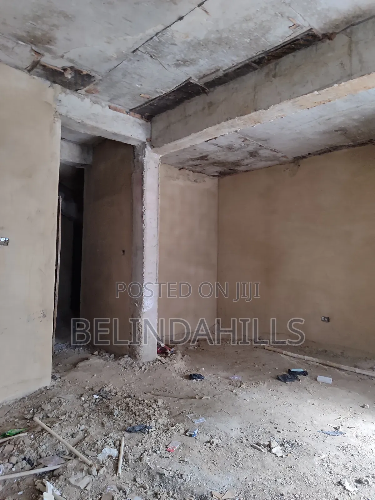4bdrm Townhouse/Terrace in Mabushi for sale
