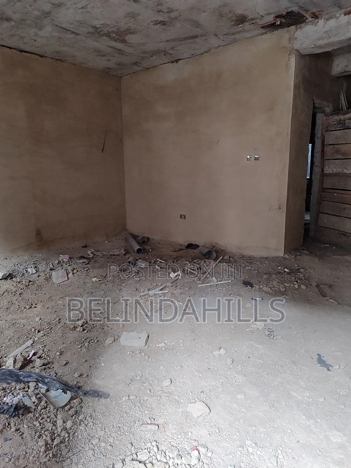 4bdrm Townhouse/Terrace in Mabushi for sale
