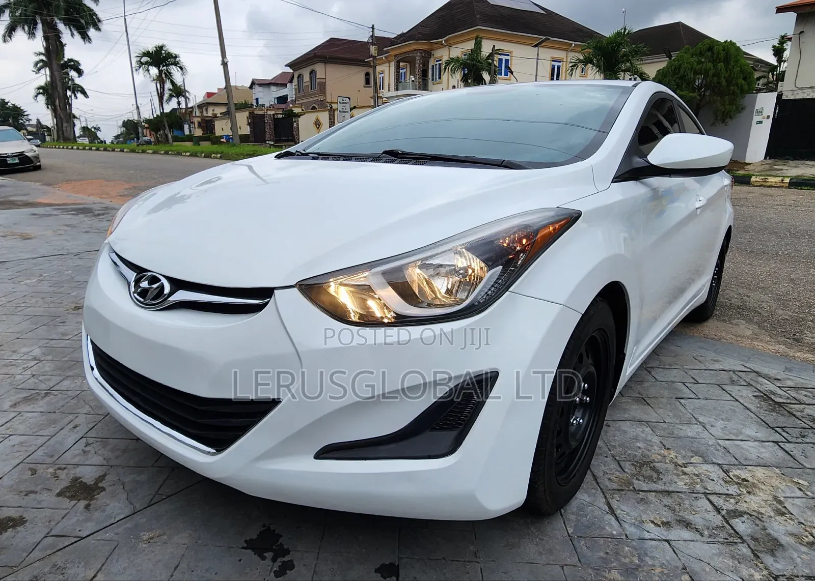 Hyundai Elantra Sport 4dr Sedan (2.0L 4cyl 6A) 2015 Pearl