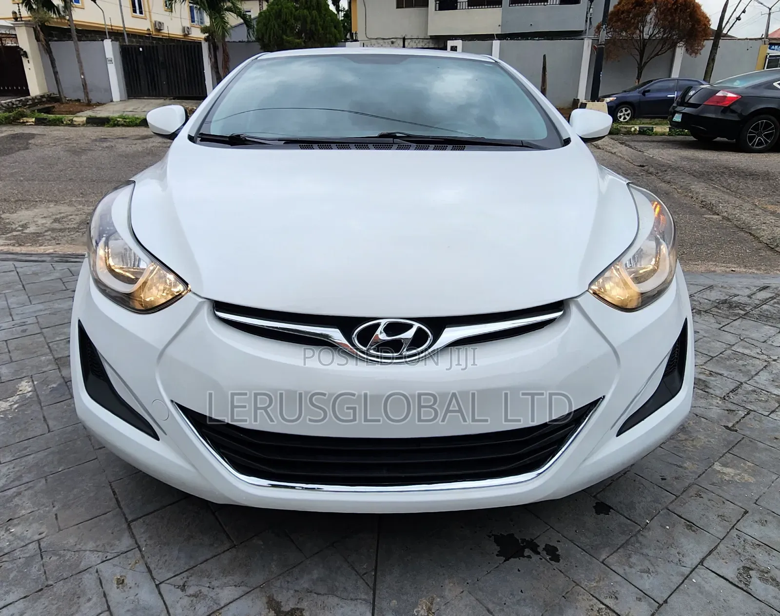Hyundai Elantra Sport 4dr Sedan (2.0L 4cyl 6A) 2015 Pearl