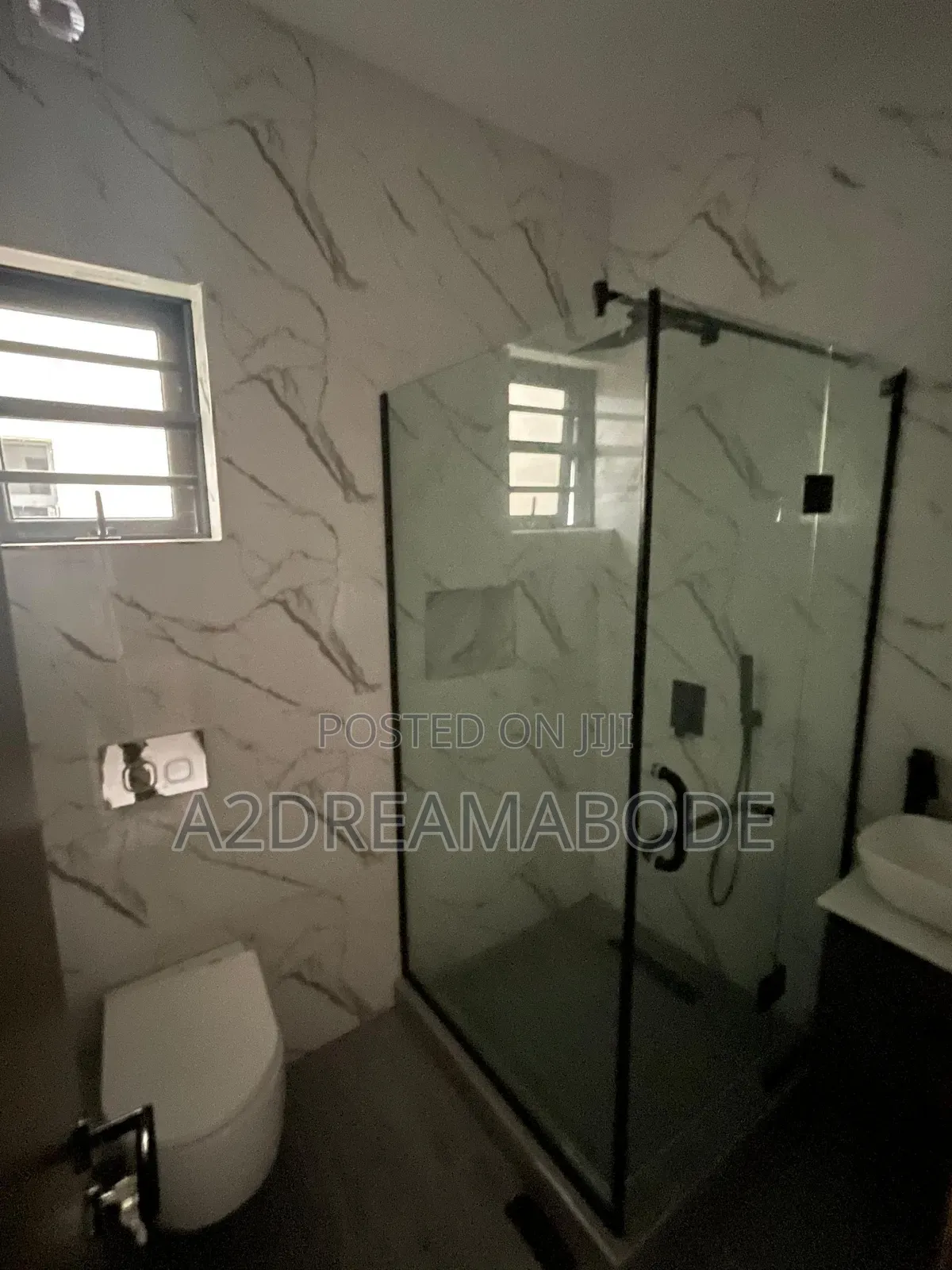 4bdrm Duplex in Magodo Phase 1 for sale