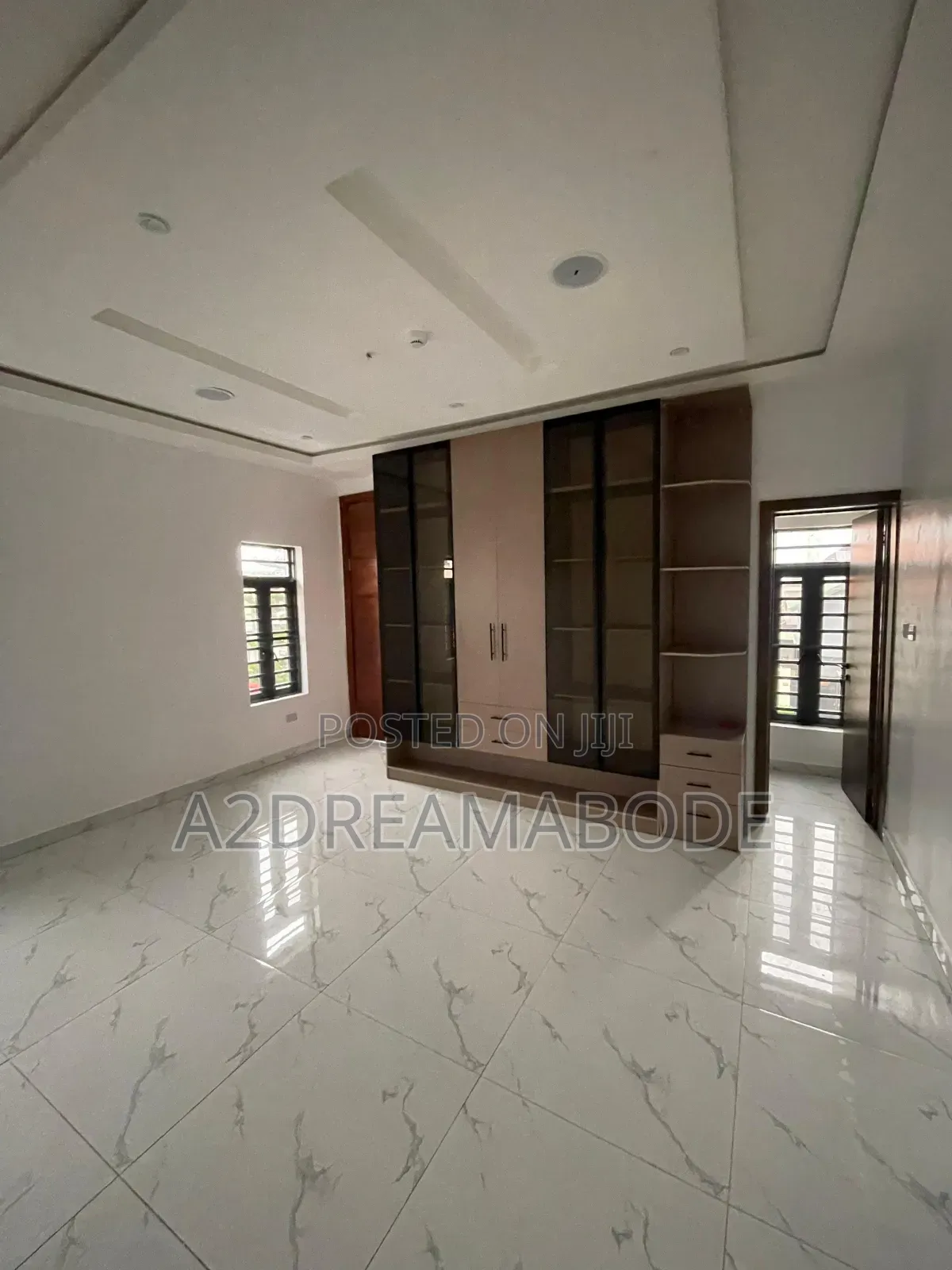 4bdrm Duplex in Magodo Phase 1 for sale