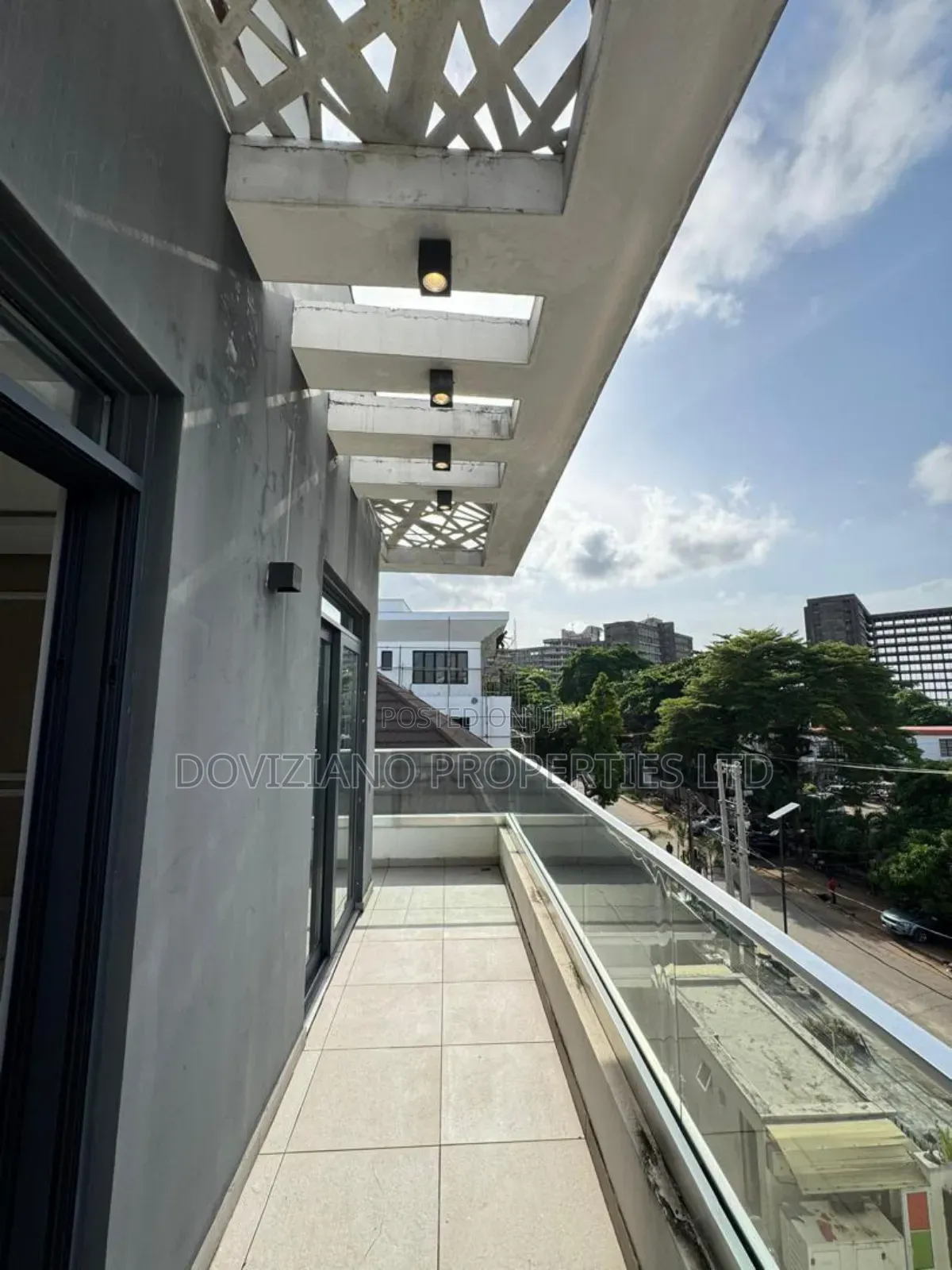 5bdrm Duplex in Ikoyi for sale