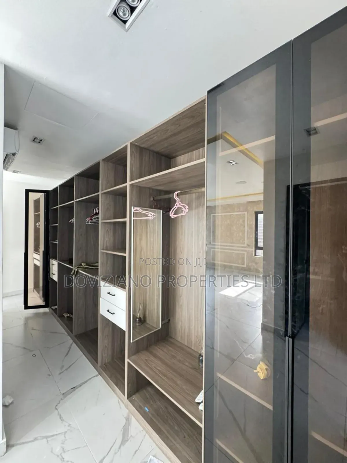 5bdrm Duplex in Ikoyi for sale