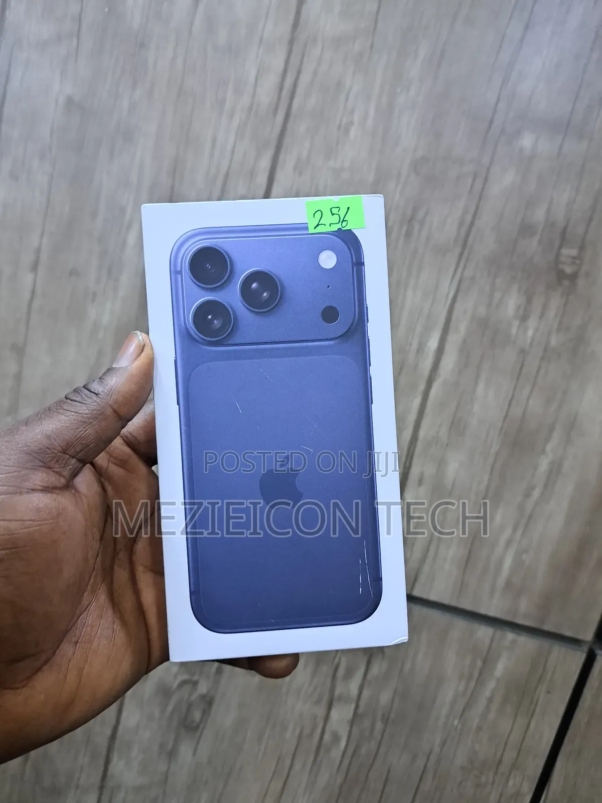 New Apple iPhone 17 Pro 256 GB Blue