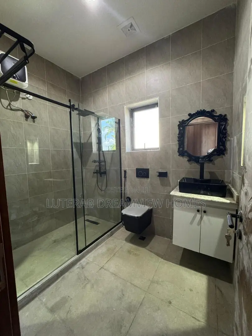 4bdrm Duplex in Jabi for rent