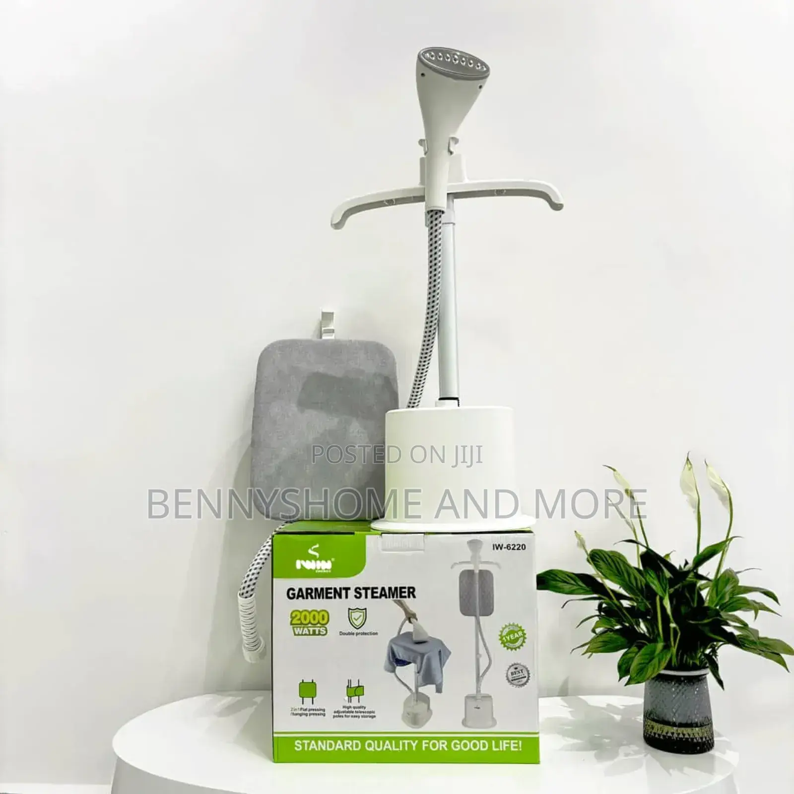 Iwin Garment Steamer With Stand