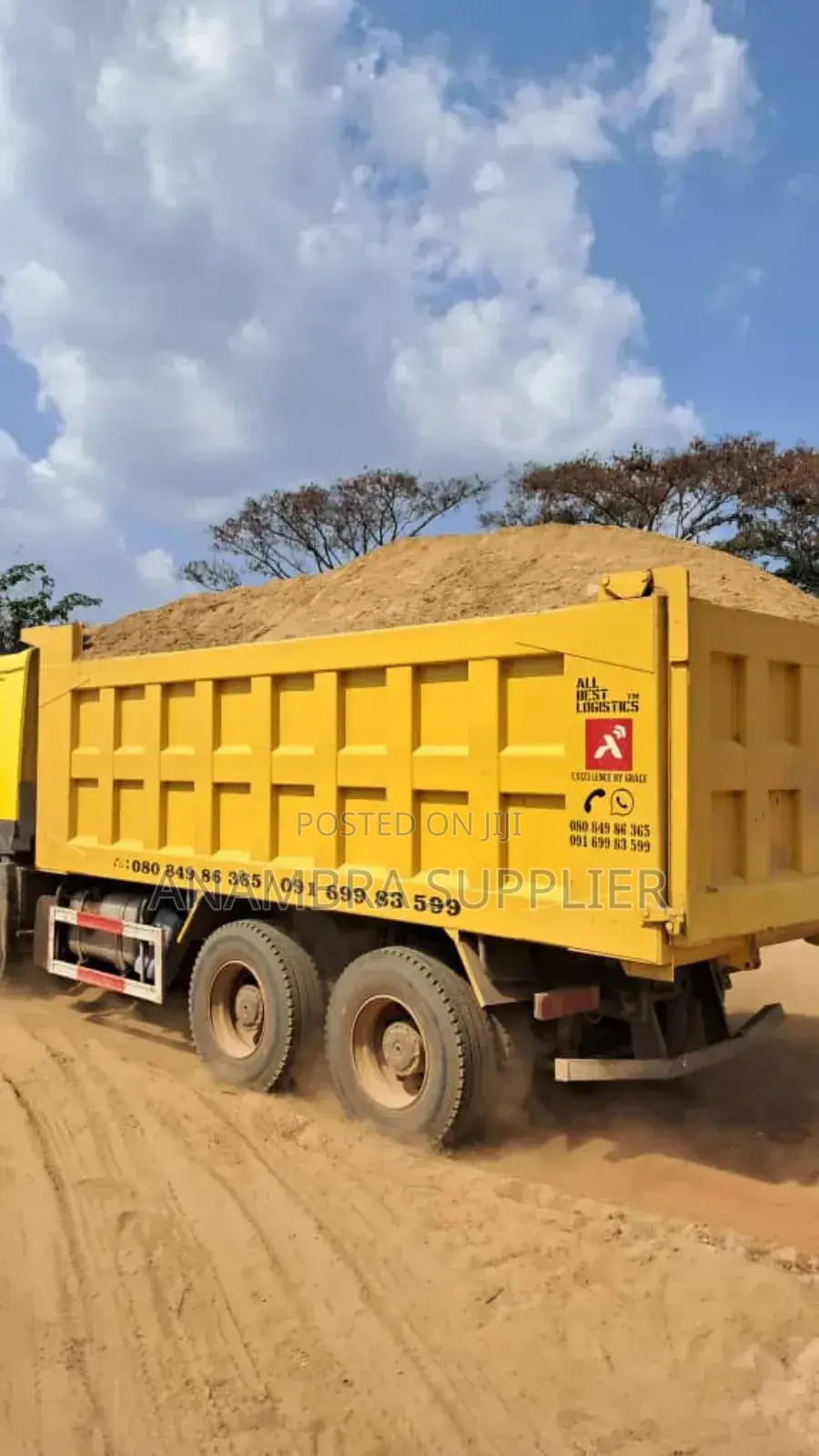 30–35 Tons Sharp Sand Available For Immediate Supply