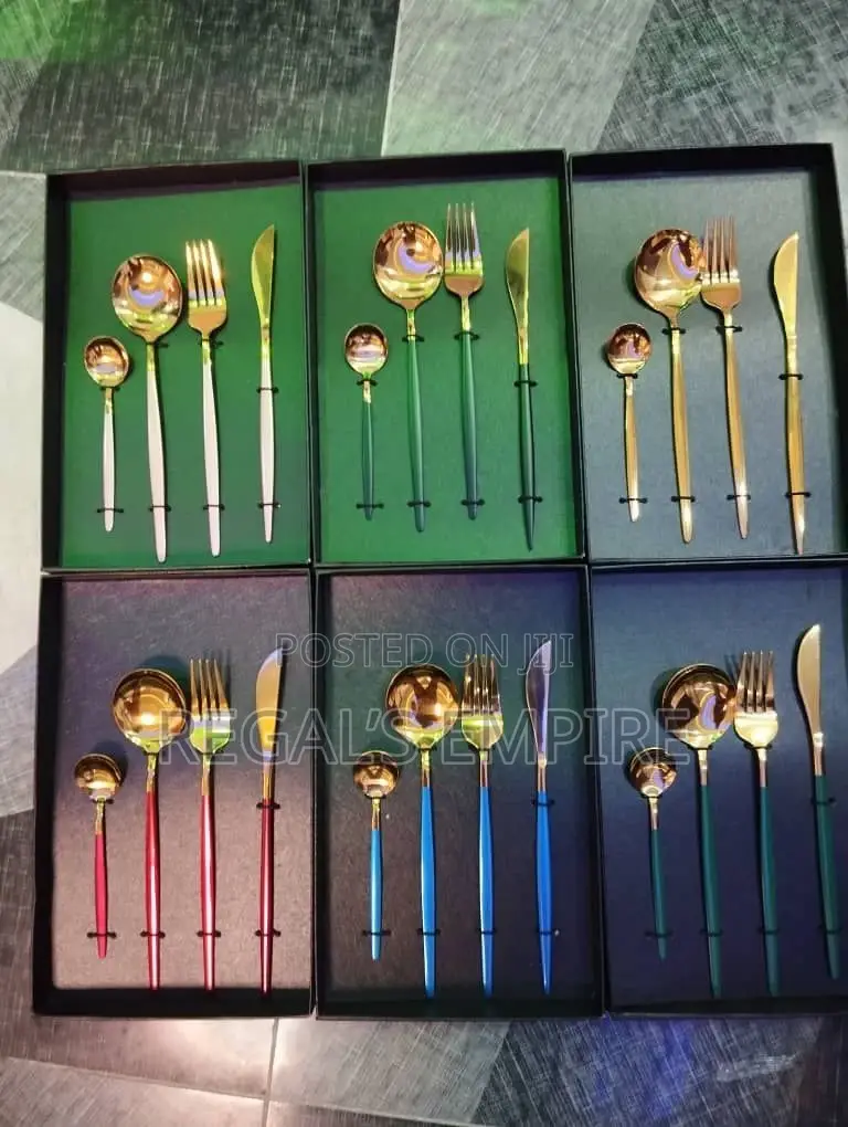 4 Pieces Cutlery Set
