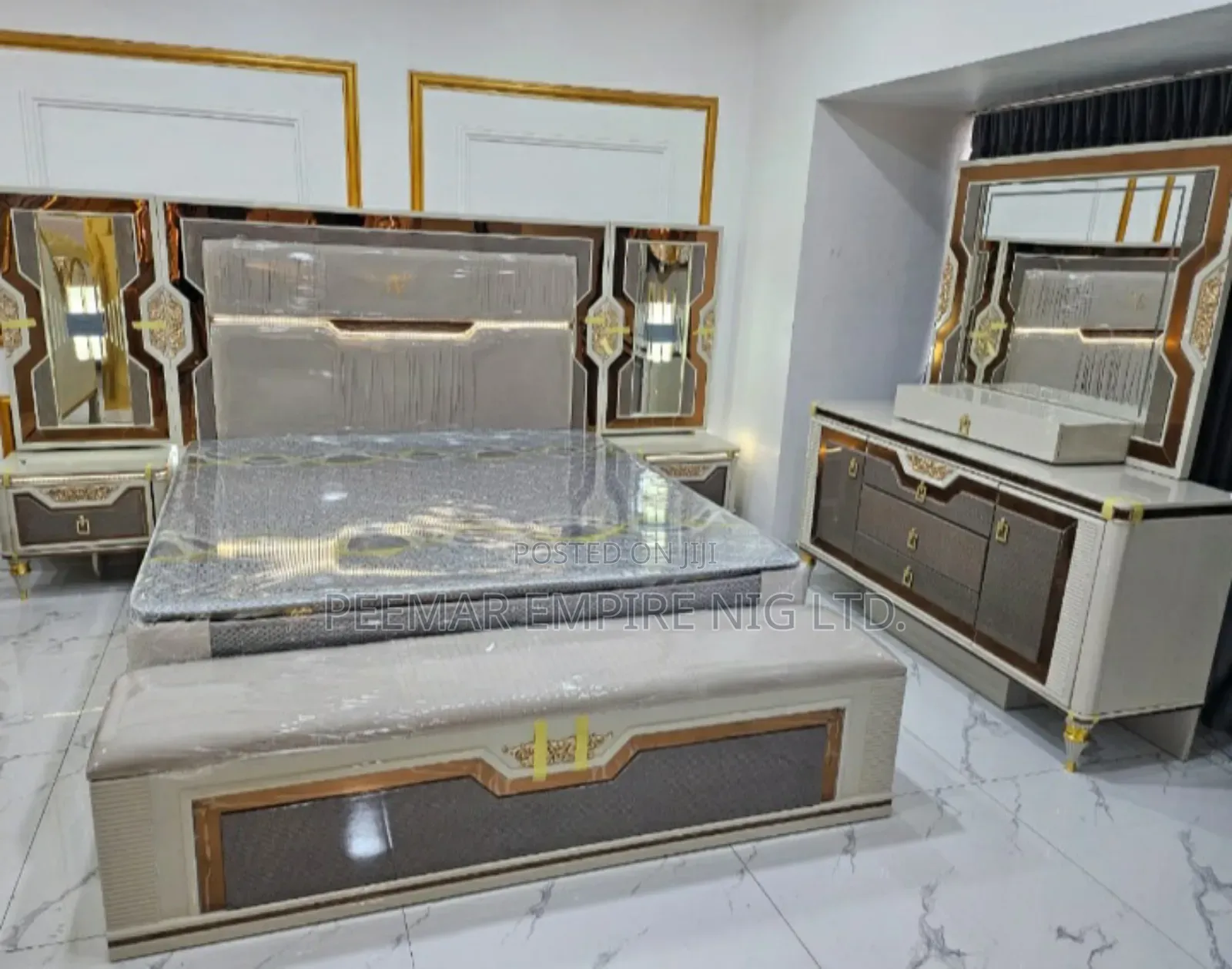 Cclassic Executive Imported Bed