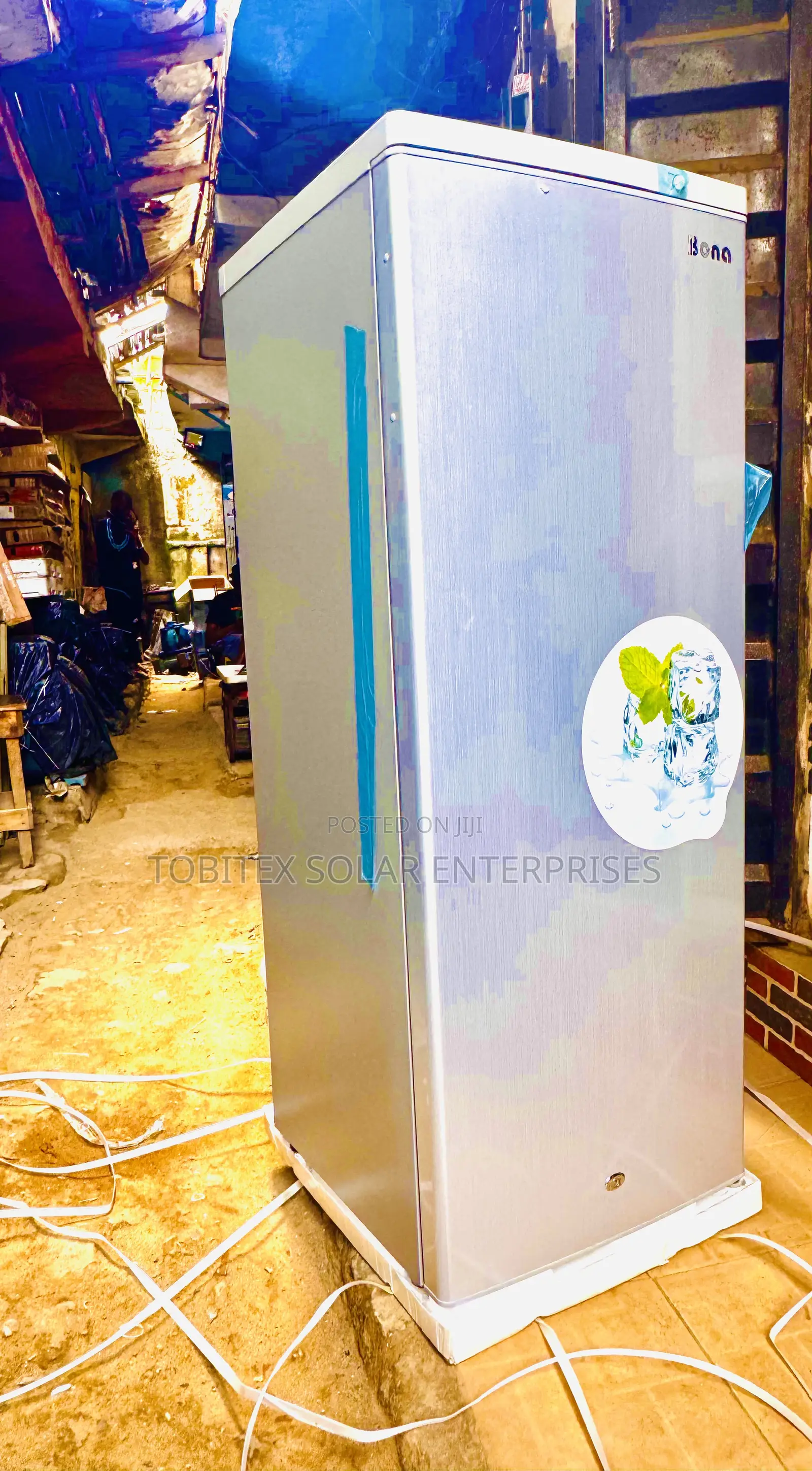 Freestanding Bona Freezer 200liter Ice Maker