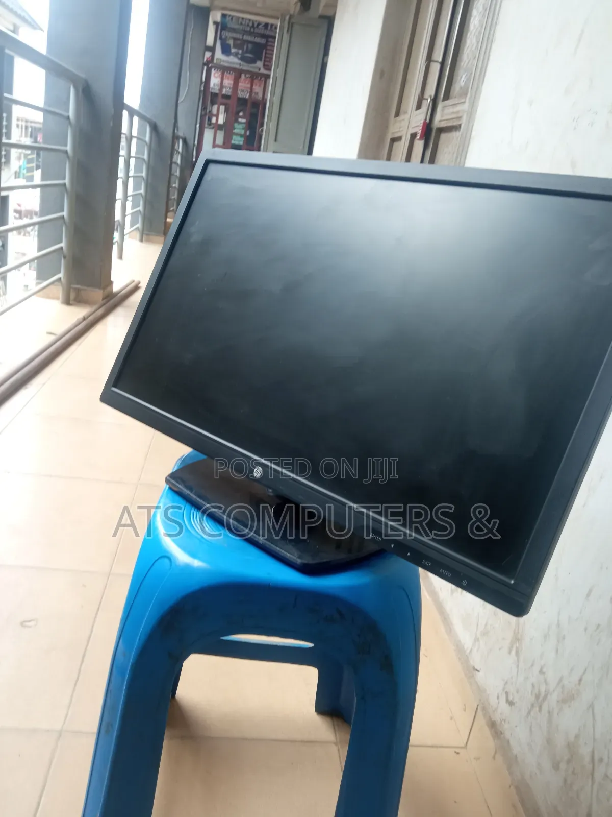 Clean Hp 240 Hdmi Led Monitor