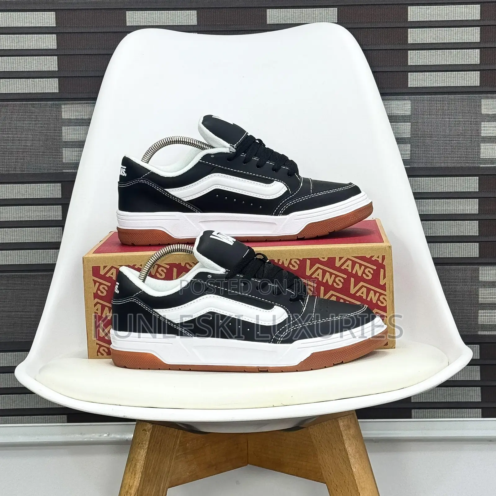 Original Vans Hylane Nineties Sneakers Collections