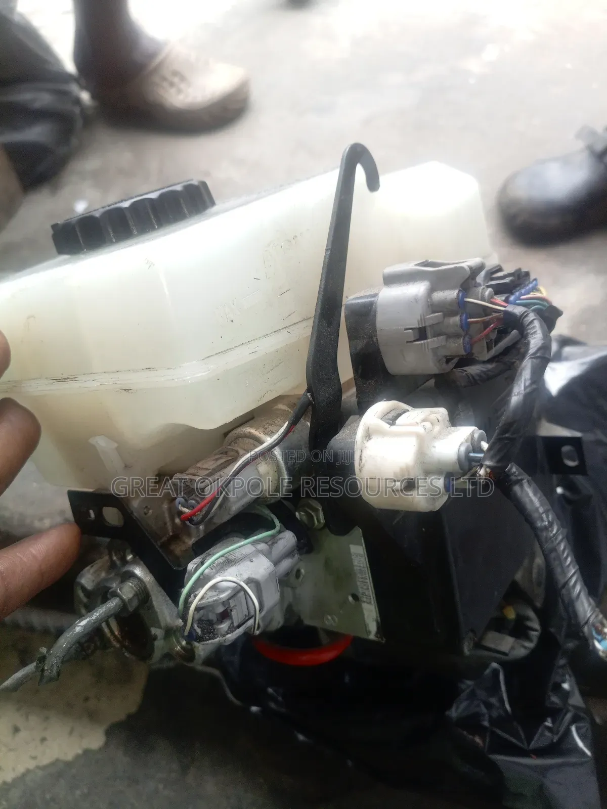 Toyota 4 Runner Abs Pump