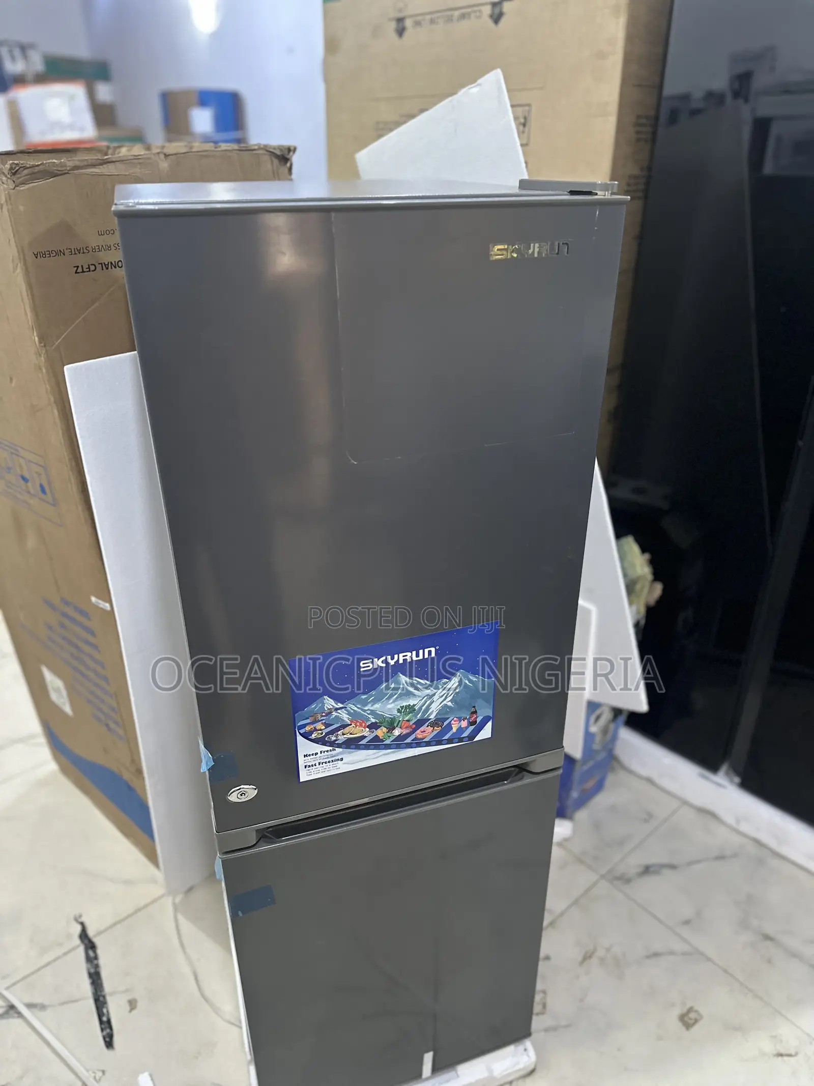 Versatile Freezer Space Skyrun Refrigerator 170l Double Door(Bcd-)