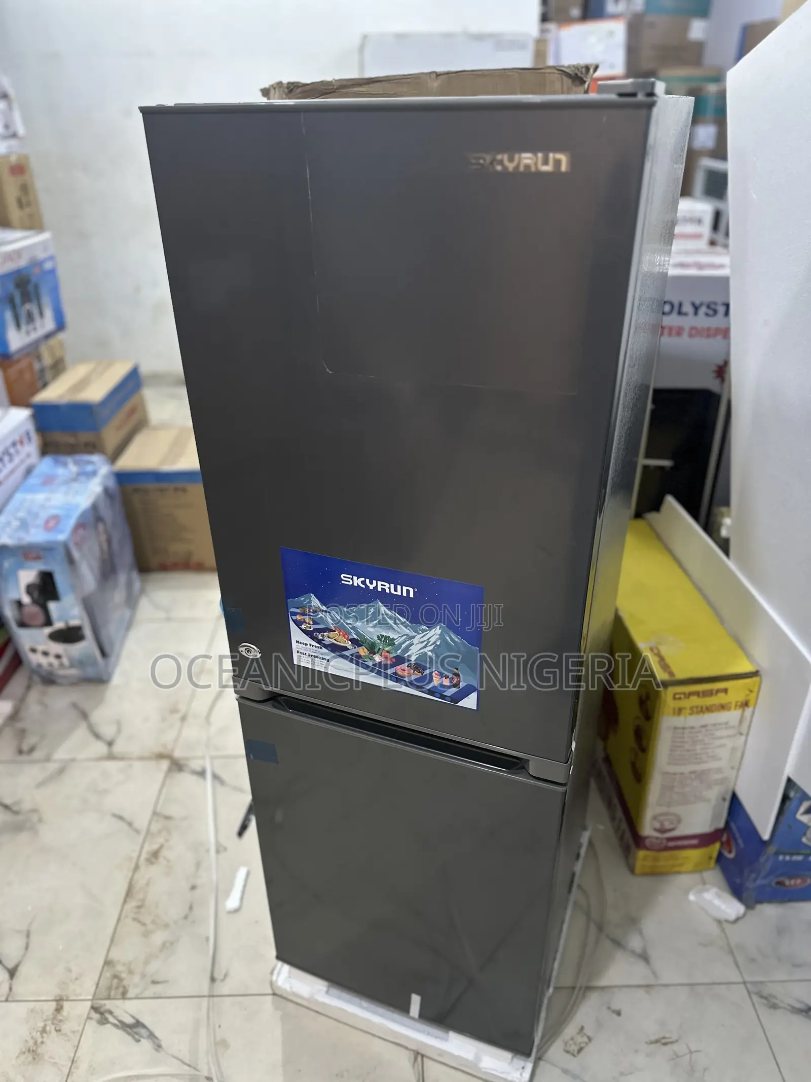 Stylist Centerpiece Skyrun Refrigerator 170l Double Door (Bcd-)