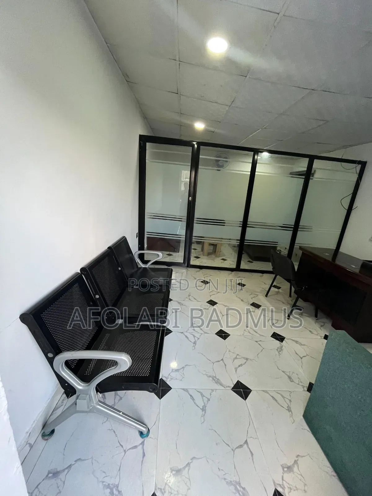 Furnished and Serviced Office