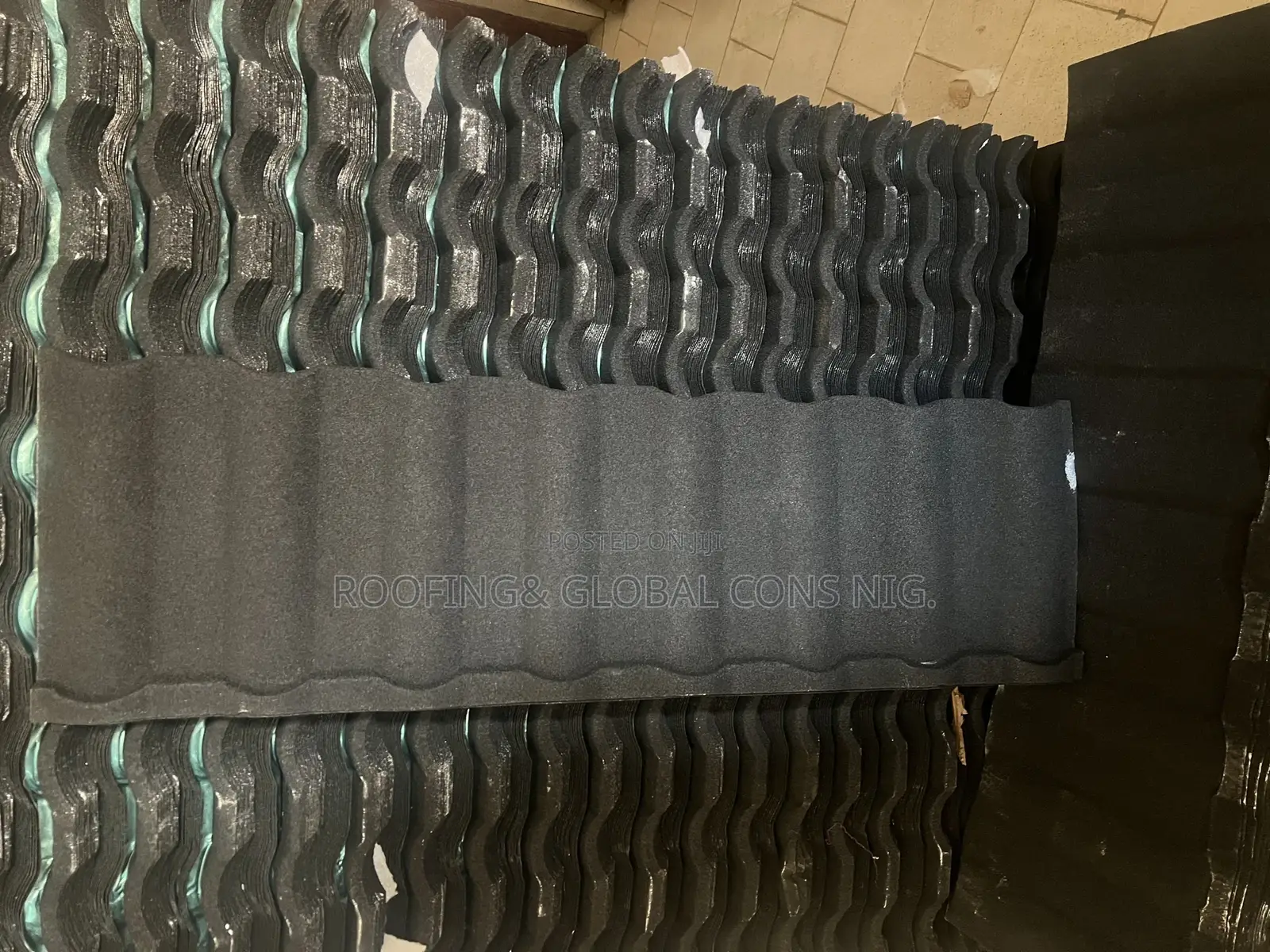 Stone Coated Roofing Tile Quality Pure Black Milano