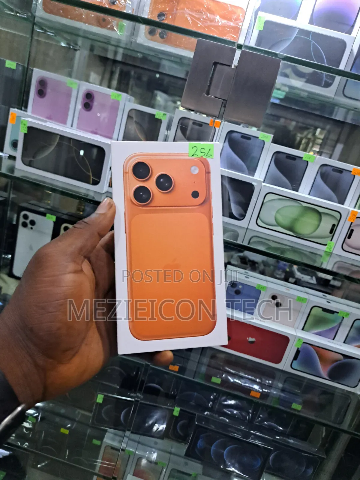 New Apple iPhone 17 Pro Max 256 GB Orange