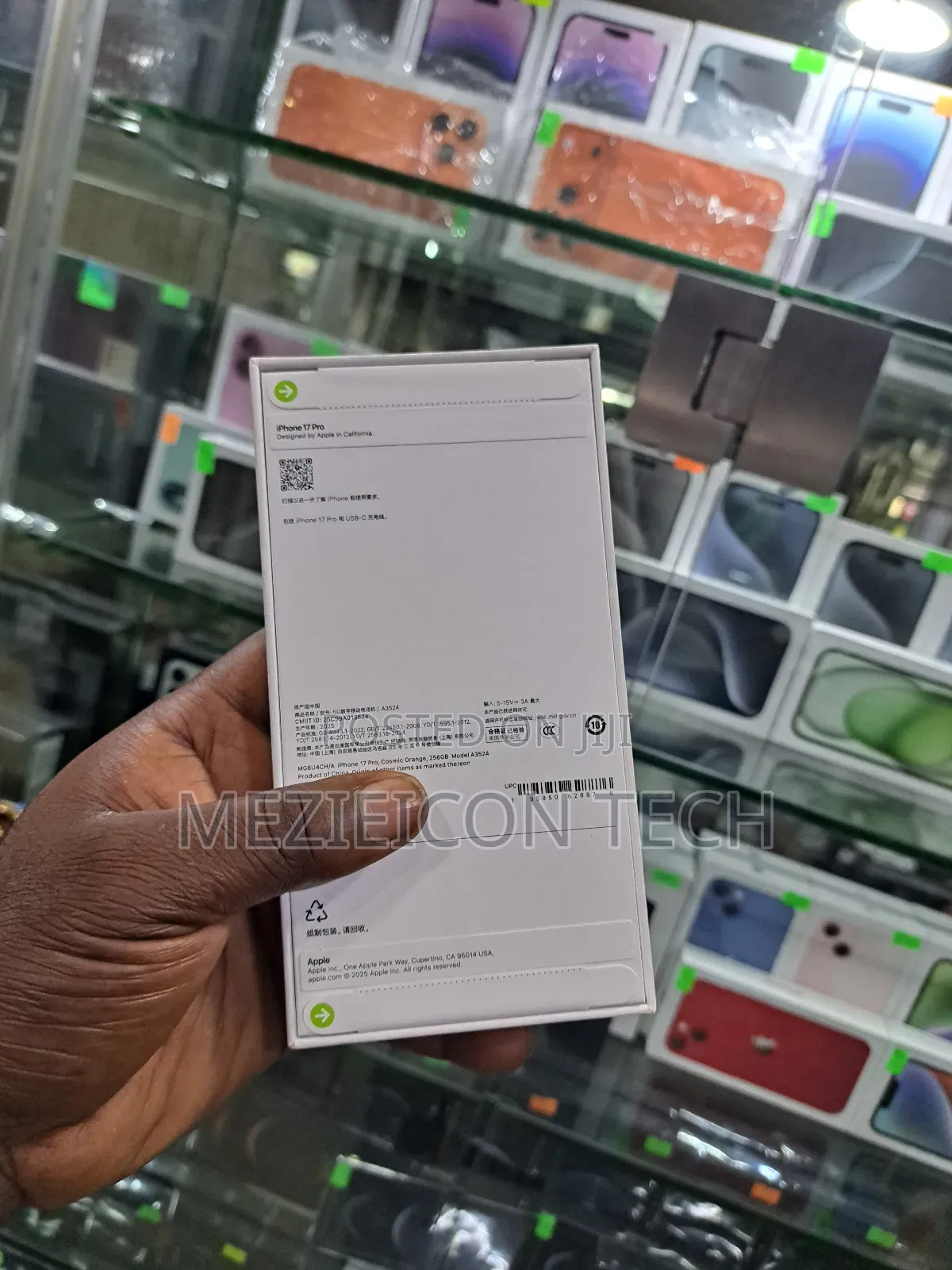 New Apple iPhone 17 Pro Max 256 GB Orange