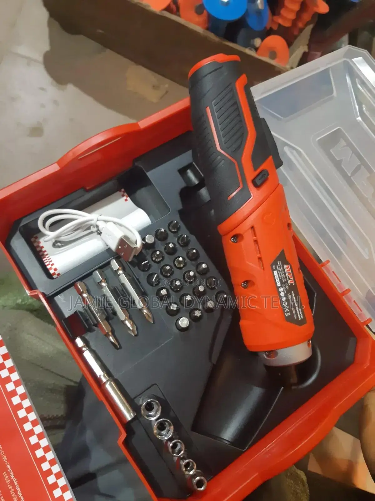 MPT 3.6v Rechargeable Screwdriver Machine