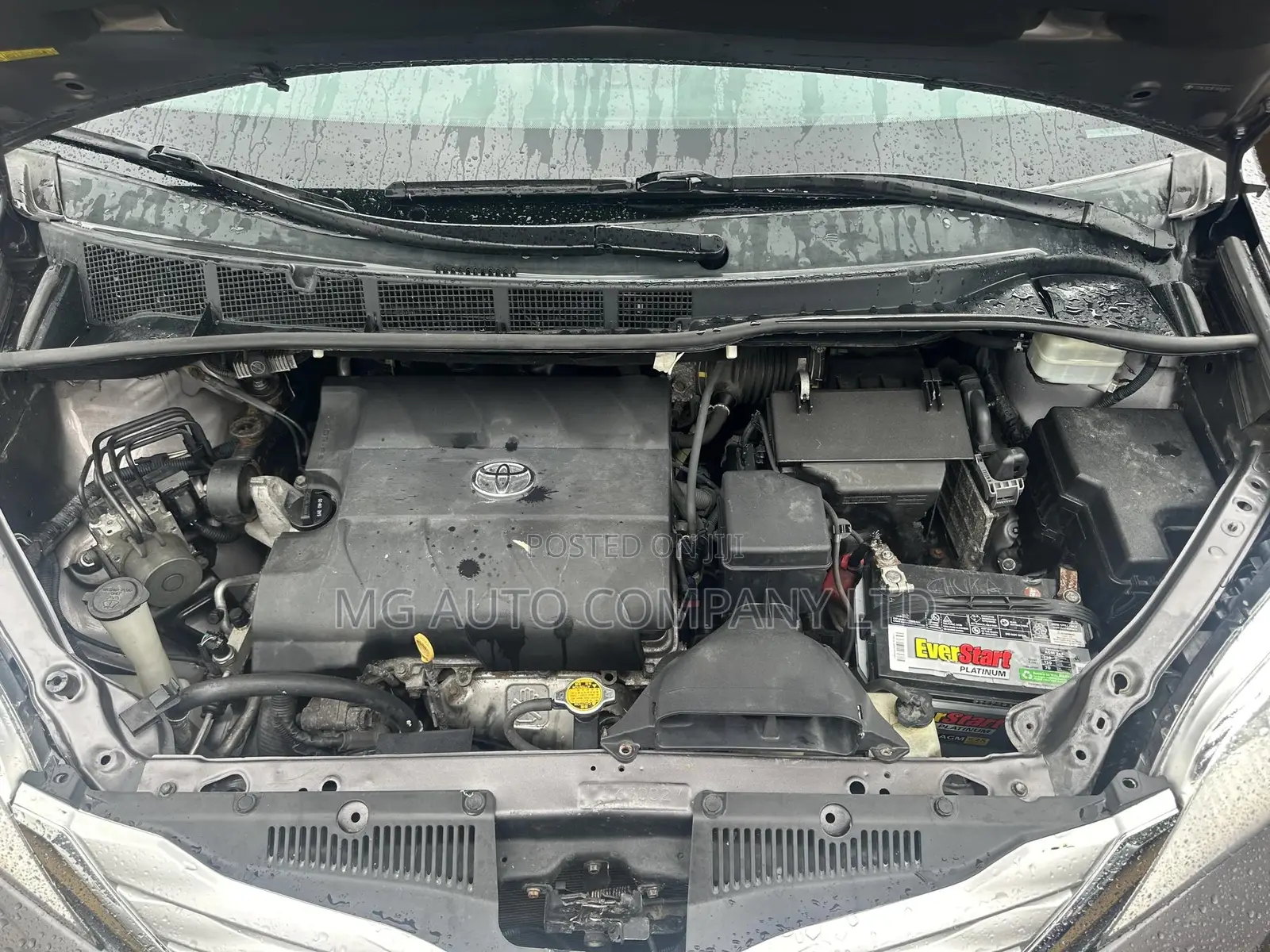 Toyota Sienna XLE Premium 8-Passenger 4dr Minivan (3.5L 6cyl 6A) 2015