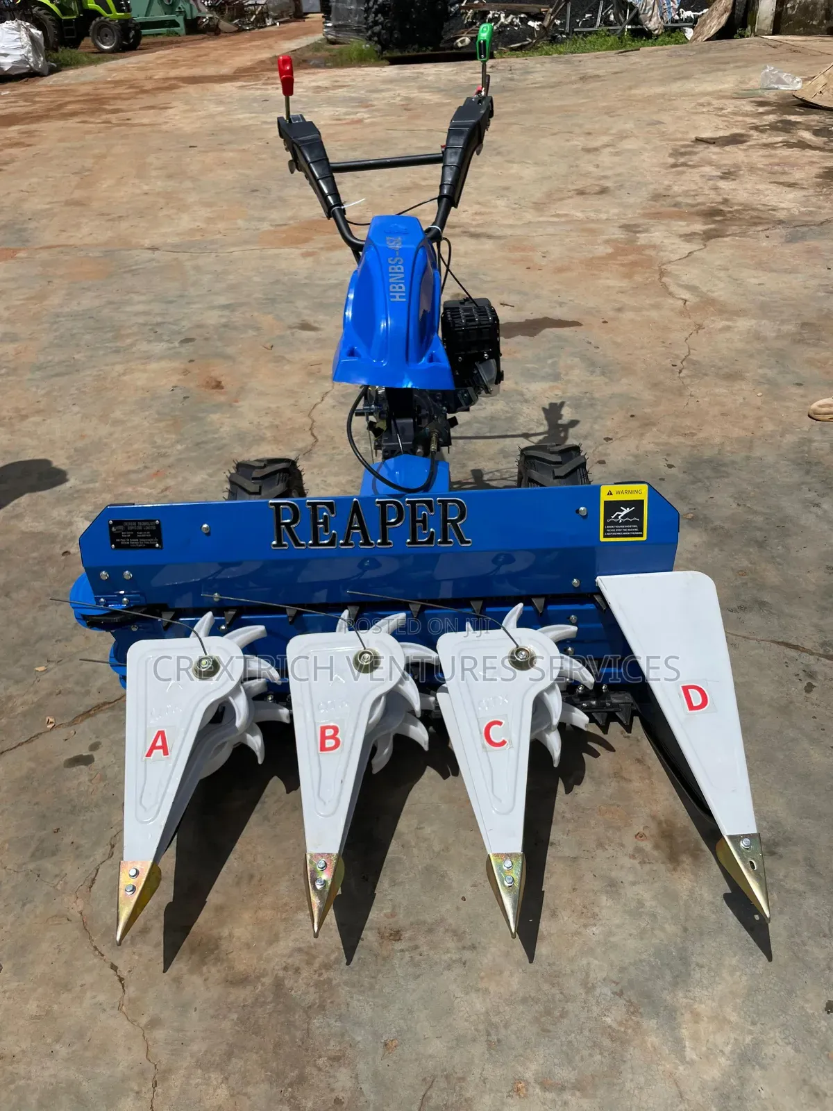 Paddy Rice Reaper/Harvester Machine