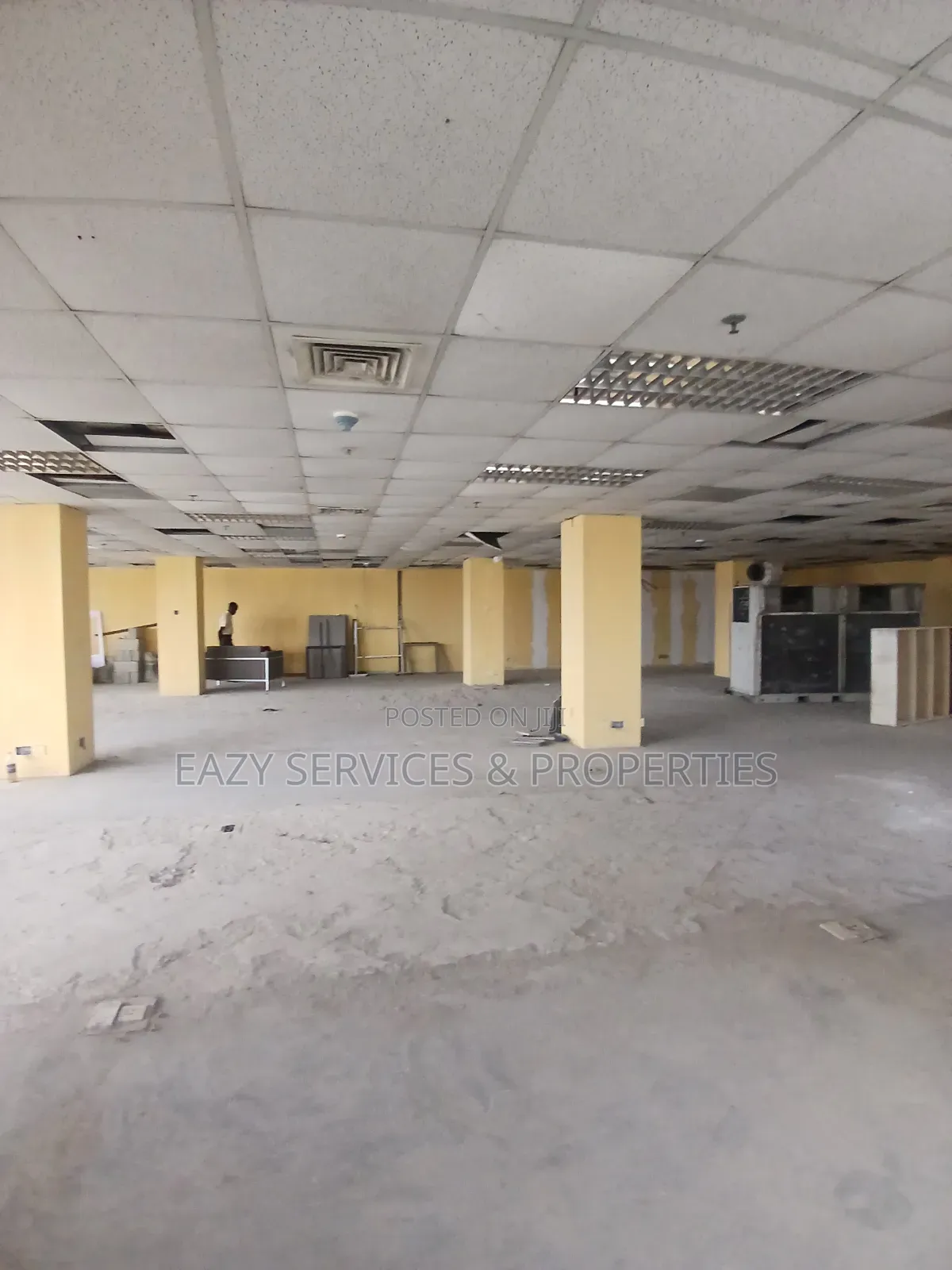 Fully Serviced 300sqm Office Space (3rd Floor)