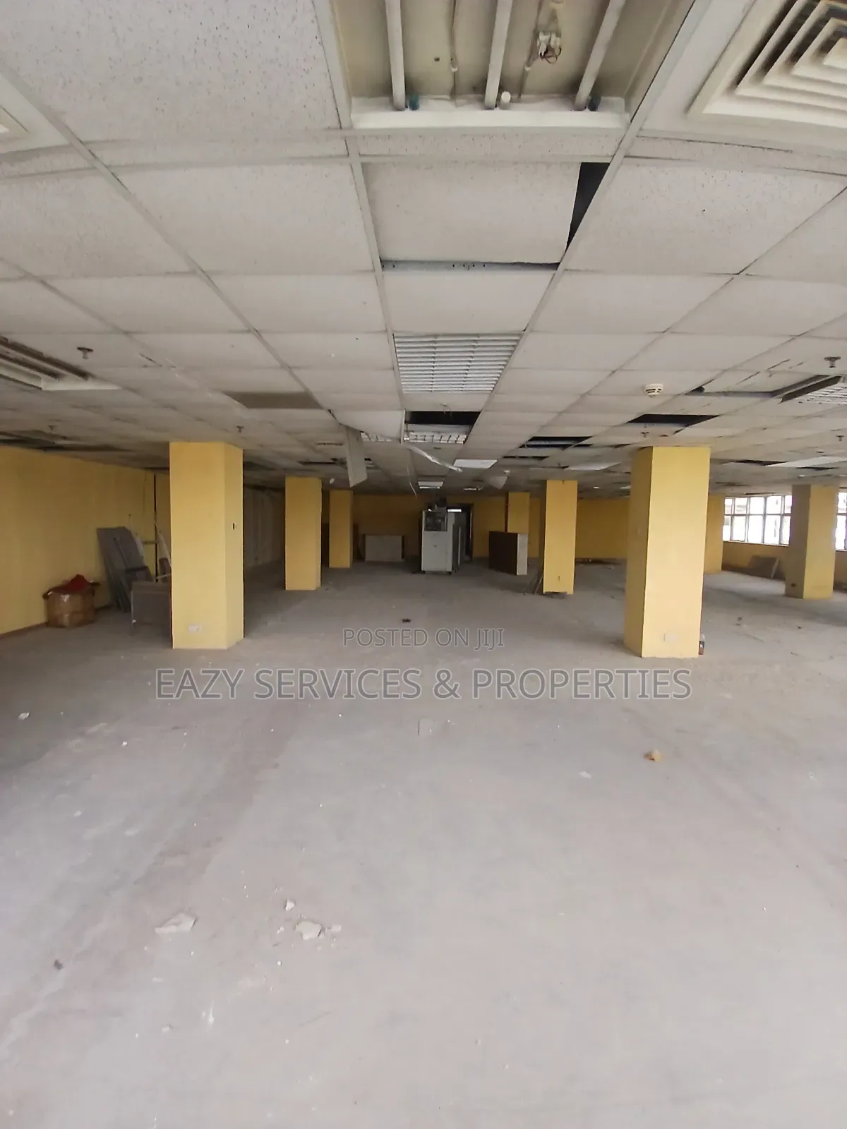 Fully Serviced 300sqm Office Space (3rd Floor)