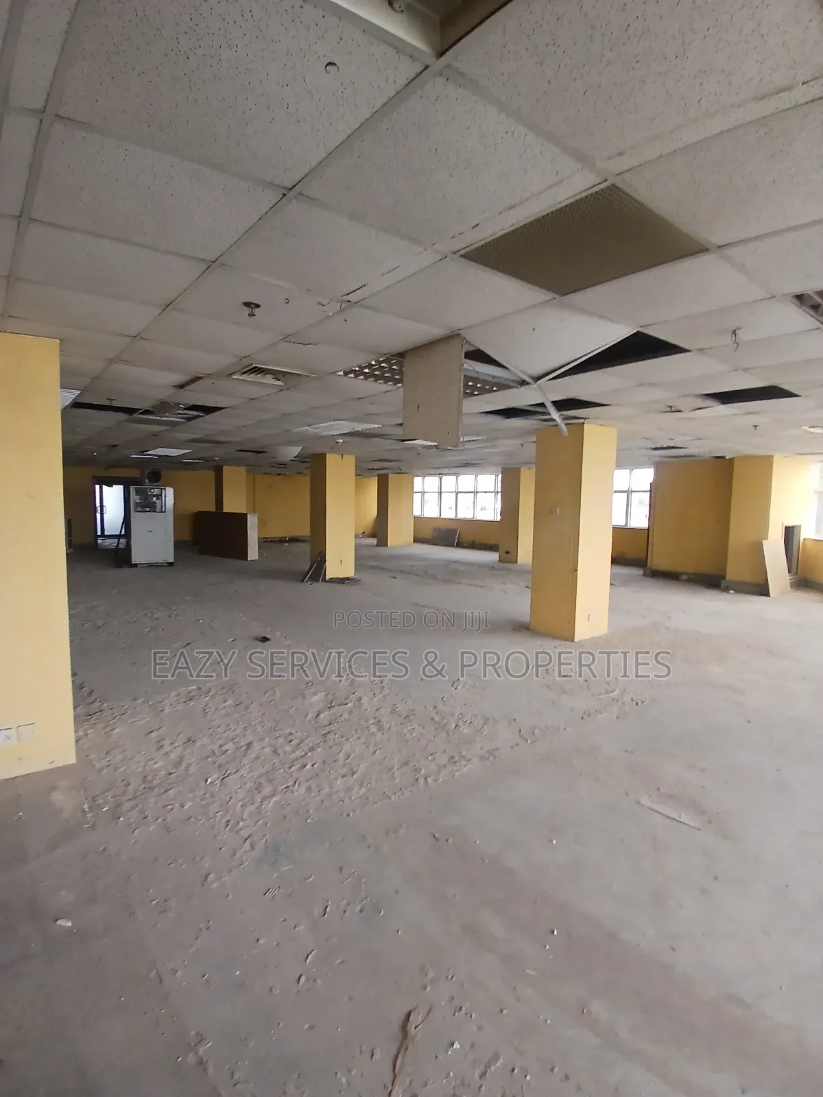 Fully Serviced 300sqm Office Space (3rd Floor)